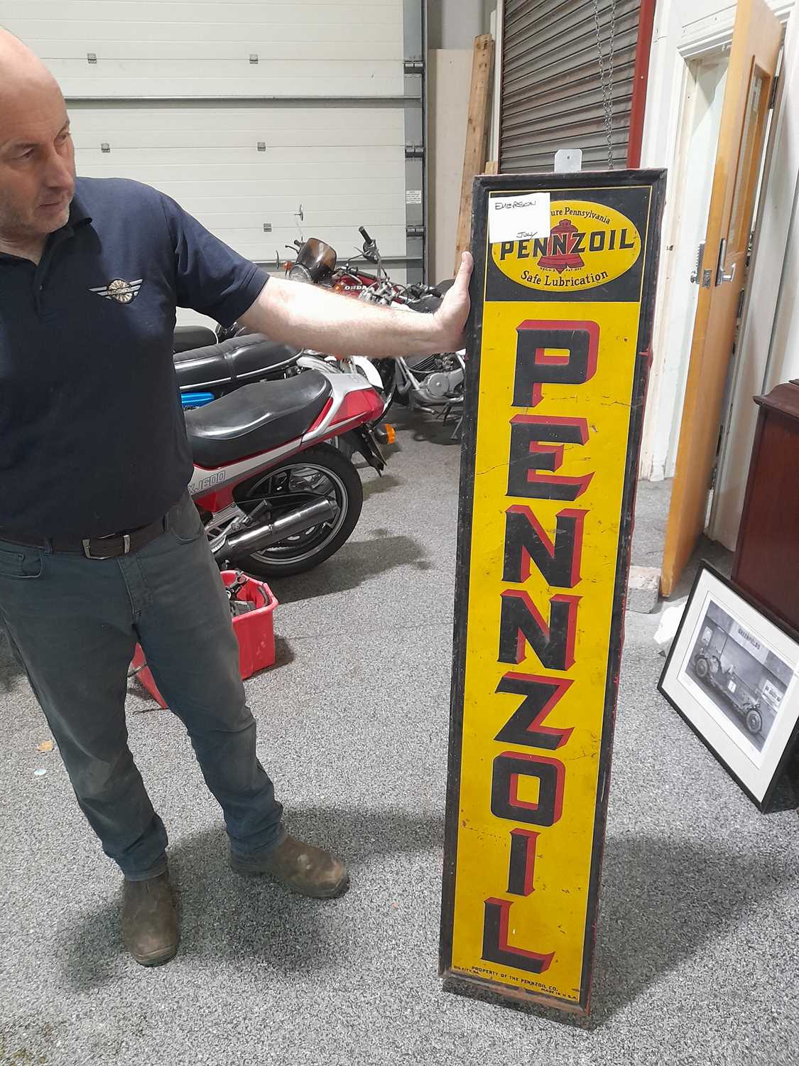 Lot 565 - PENNZOIL WOODEN FRAMED SIGN