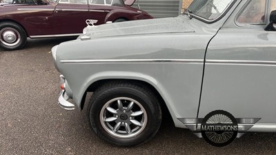 Lot 528 - 1962 MORRIS A60 PICK UP