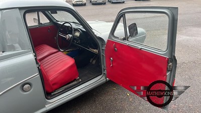 Lot 528 - 1962 MORRIS A60 PICK UP