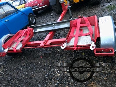 Lot 564 - CAR TOWING DOLLY