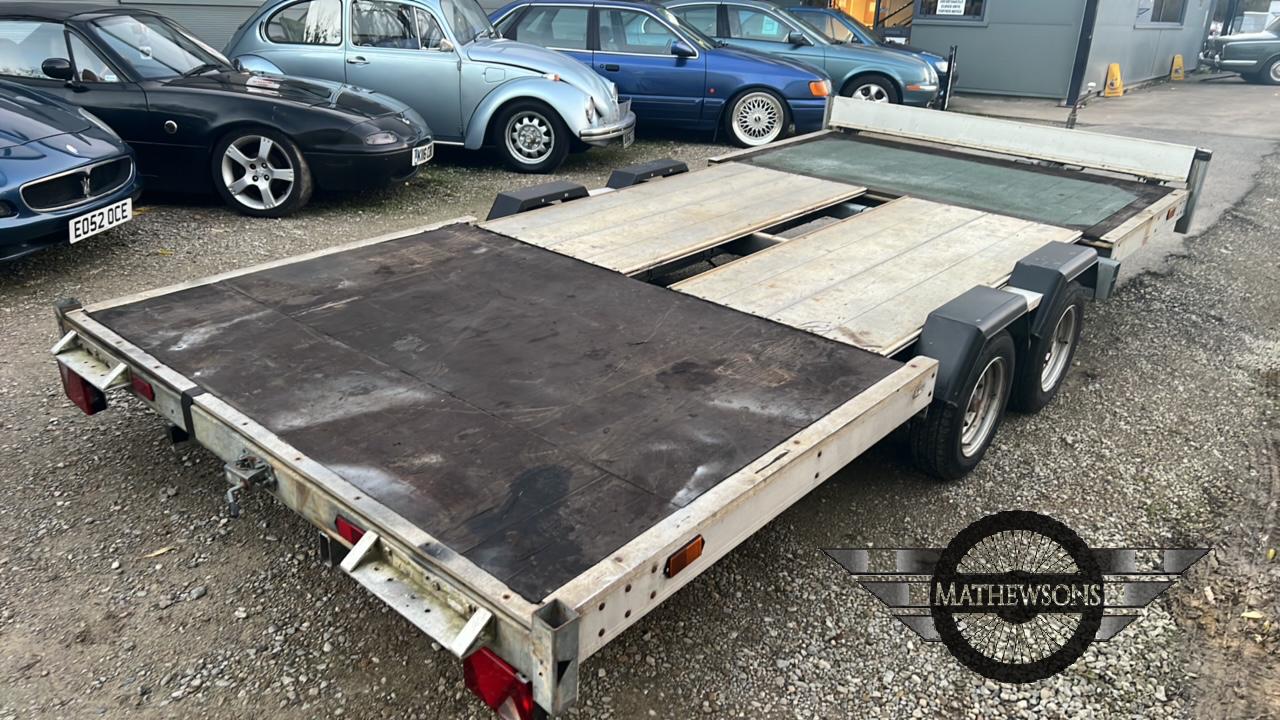 Lot 570 TWIN WHEEL TRAILER