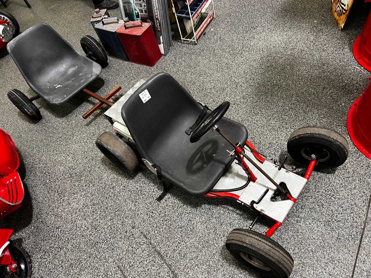 Lot 633 - SINGLE SEATER GO-CART WITH TRAILER