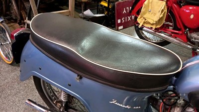 Lot 572 - 1958 TRIUMPH  350 BATHTUB