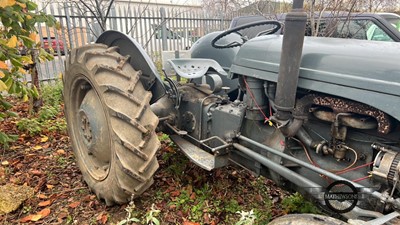 Lot 582 - 1953 MASSEY FERGUSON