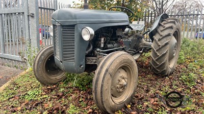 Lot 582 - 1953 MASSEY FERGUSON
