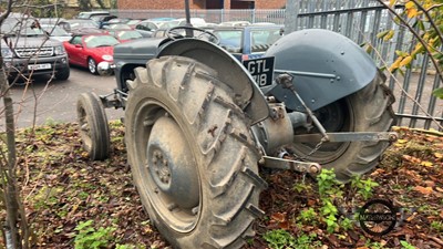 Lot 582 - 1953 MASSEY FERGUSON
