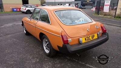 Lot 592 - 1975 MG B GT