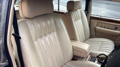 Lot 644 - 1993 BENTLEY BROOKLANDS AUTO