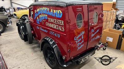 Lot 668 - 1935 MORRIS 8 VAN