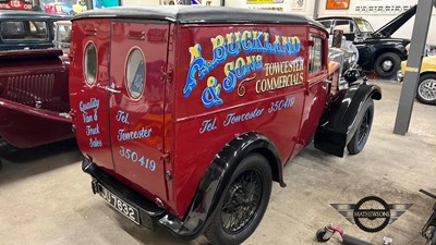 Lot 668 - 1935 MORRIS 8 VAN