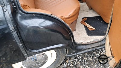 Lot 666 - 1954 AUSTIN A40