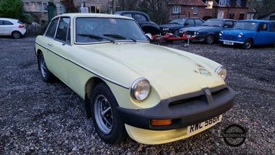 Lot 671 - 1977 MG B GT