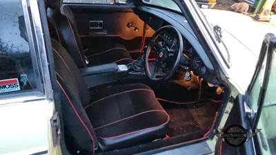 Lot 671 - 1977 MG B GT