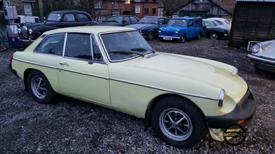 Lot 671 - 1977 MG B GT