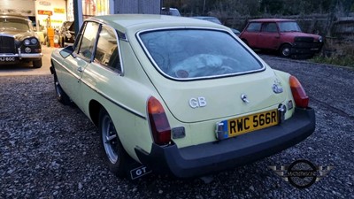 Lot 671 - 1977 MG B GT