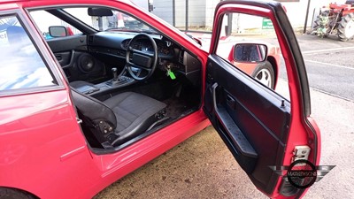 Lot 685 - 1990 PORSCHE 944 TURBO