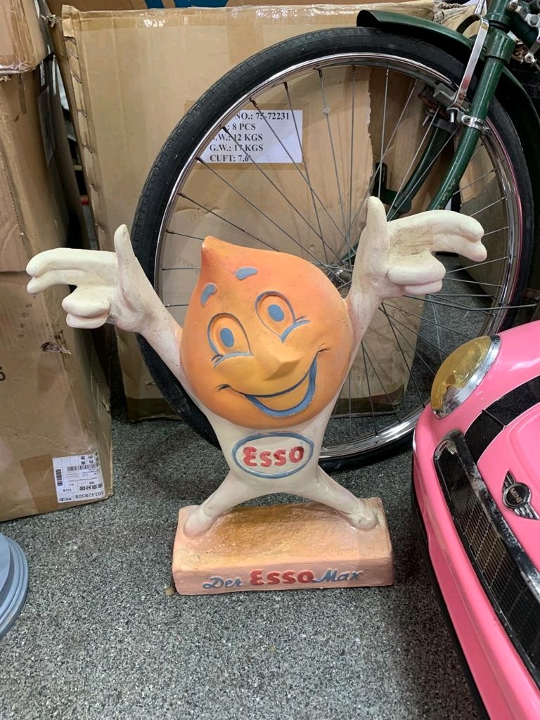 Lot 17 RARE ESSO FIGURE