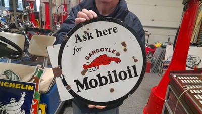 Lot 279 - MOBILOIL DIE CUT SIGN