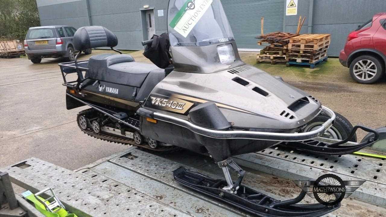 Lot 693 - YAMAHA SNOWMOBILE VK540