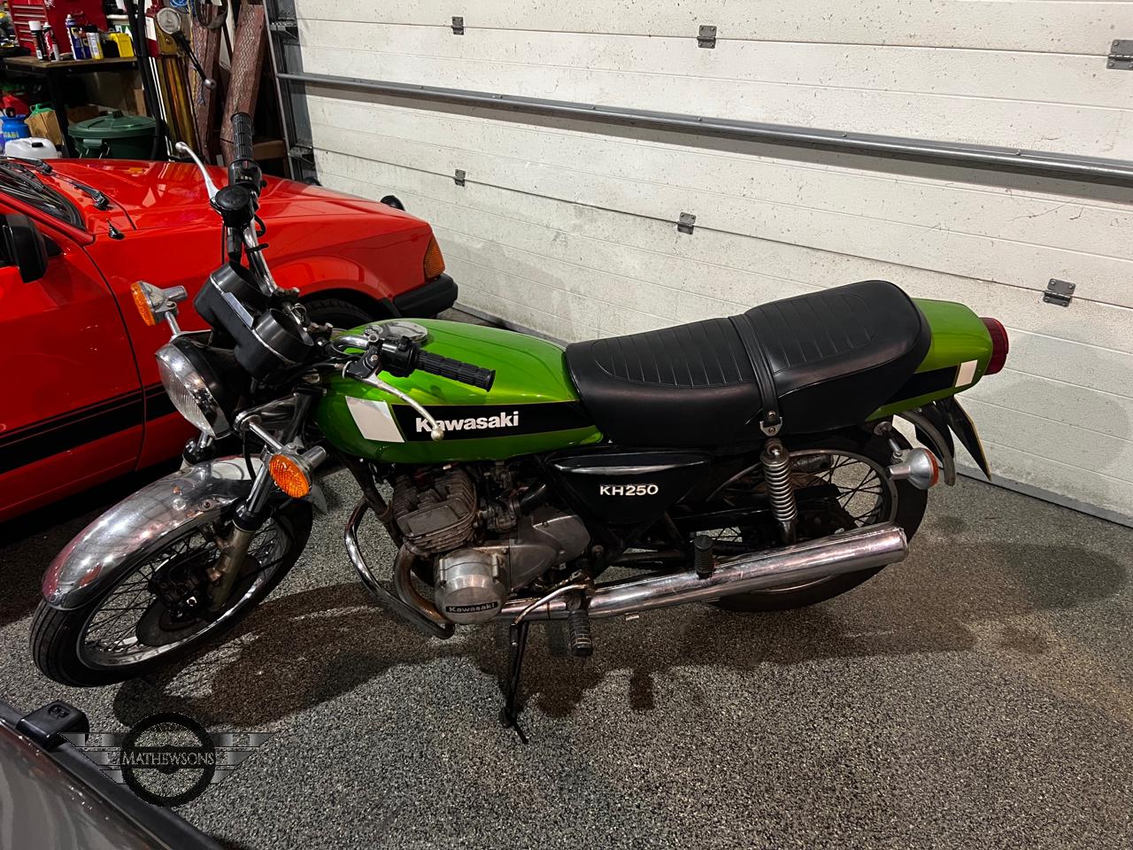 Lot 52 - 1980 KAWASAKI KH 250 B