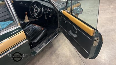 Lot 82 - 1975 MG B GT