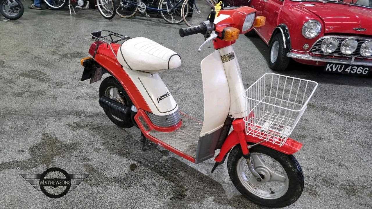 1984 2024 yamaha moped