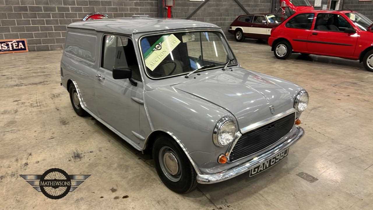 Lot 128 - 1971 LEYLAND CARS MINI 850