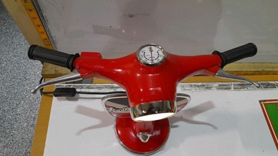 Lot 329 - VESPA LAMP