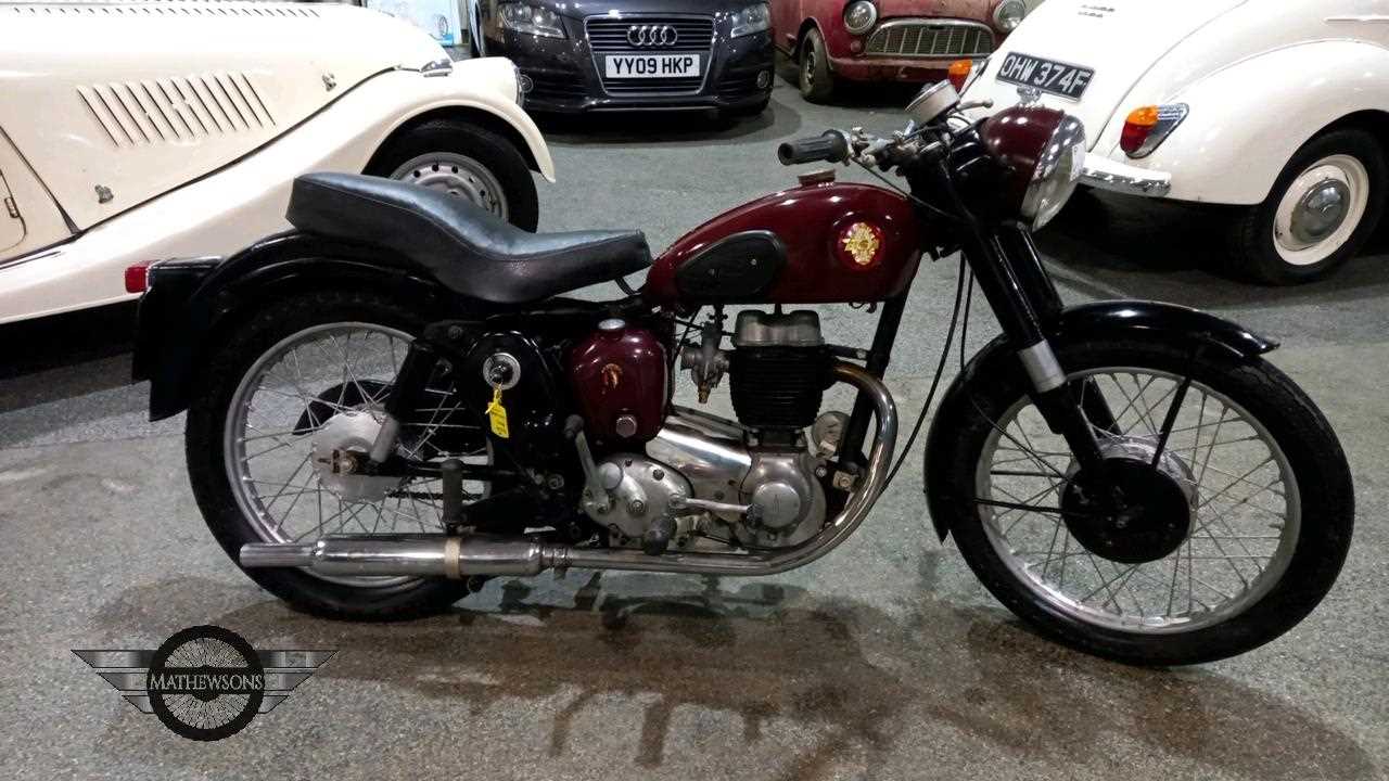 Lot 140 - 1957 BSA C11