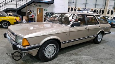 Lot 214 - 1983 FORD GRANADA GHIA AUTO