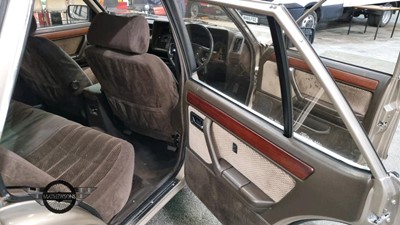 Lot 214 - 1983 FORD GRANADA GHIA AUTO