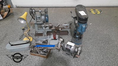 Lot 373 - LATHE, BENCH GRINDER, PILAR DRILL, LAMP, & ASSORTED TOOLS