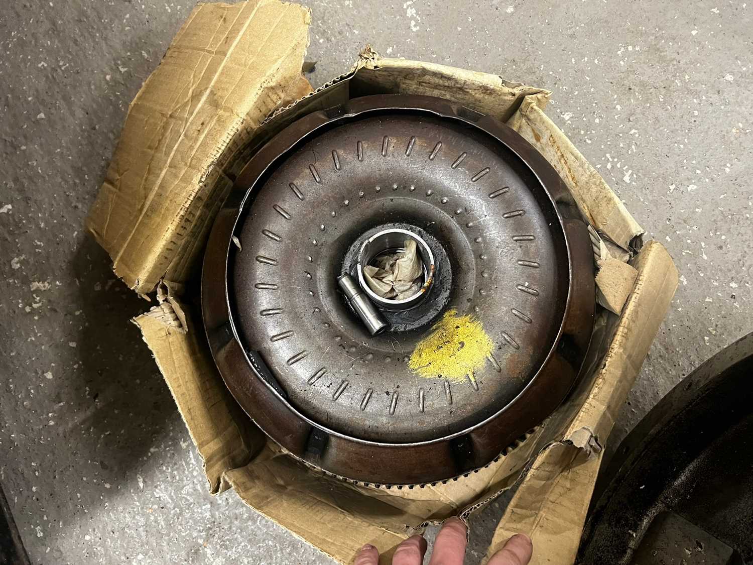 Lot 185 GEARBOX & TORQUE CONVERTER