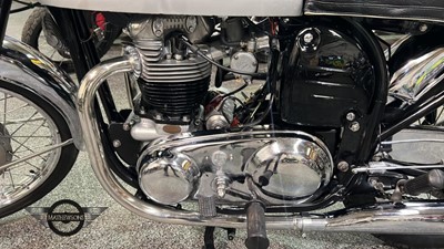 Lot 272 - 1965 NORTON 650