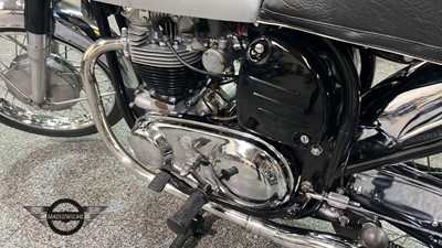 Lot 272 - 1965 NORTON 650