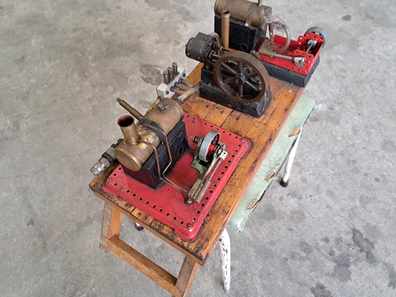 Lot 480 - MECANO STATIONARY MODEL ENGINE