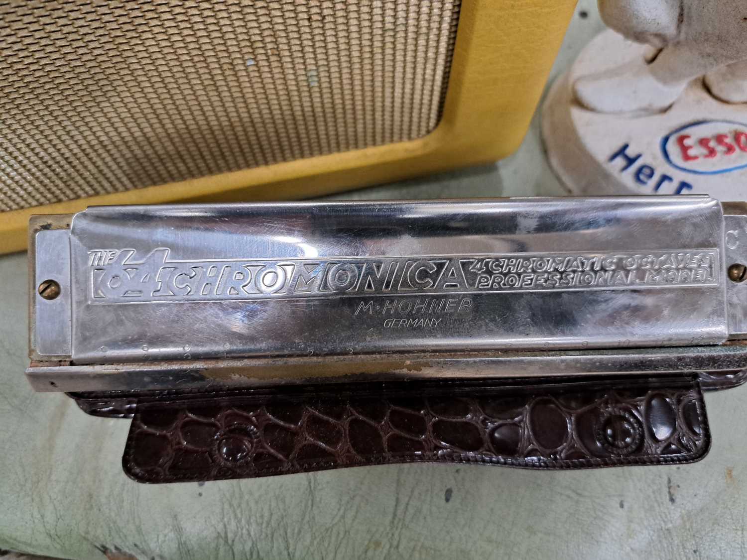 Lot 493 - MR DRIP, RADIO & MOUTH ORGAN