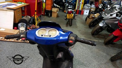 Lot 83 - GENERIC B05 SCOOTER