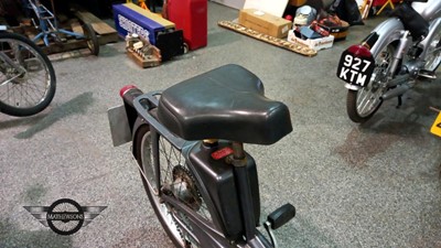 Lot 560 - 1966 MOBYLETTE MOPED