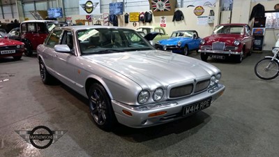 Lot 582 - 2000 JAGUAR XJ8 AUTO