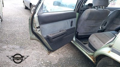 Lot 35 - 1985 TOYOTA CARINA II GL