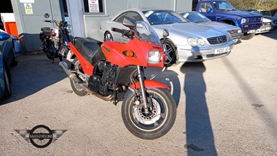 Lot 666 - 1984 KAWASAKI GPZ 750R