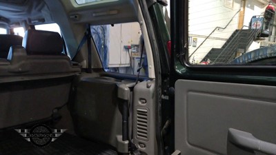 Lot 185 - 2000  LAND ROVER DISCOVERY V8I XS AUTO
