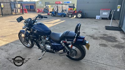 Lot 669 - 1987 HONDA