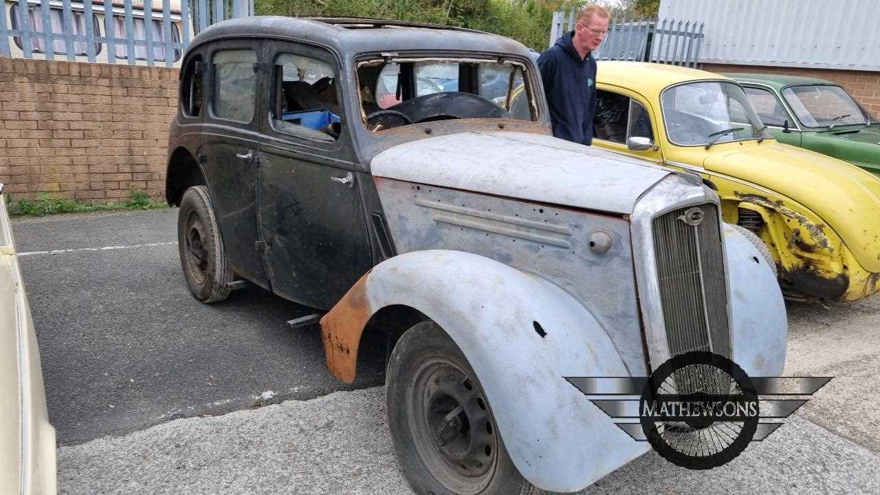 Lot 683 - 1939 WOLSELEY 10