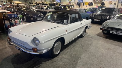 Lot 693 - 1966 RENAULT CARAVELLE