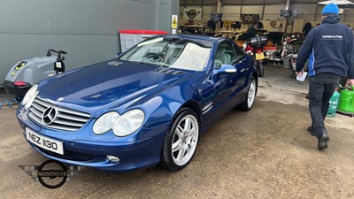 Lot 705 - 2002 MERCEDES SL500 AUTO