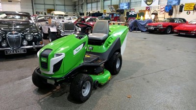 Lot 702 - VIKING MOWER