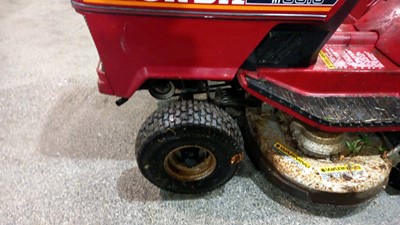 Lot 703 - HONDA HT3810 MOWER