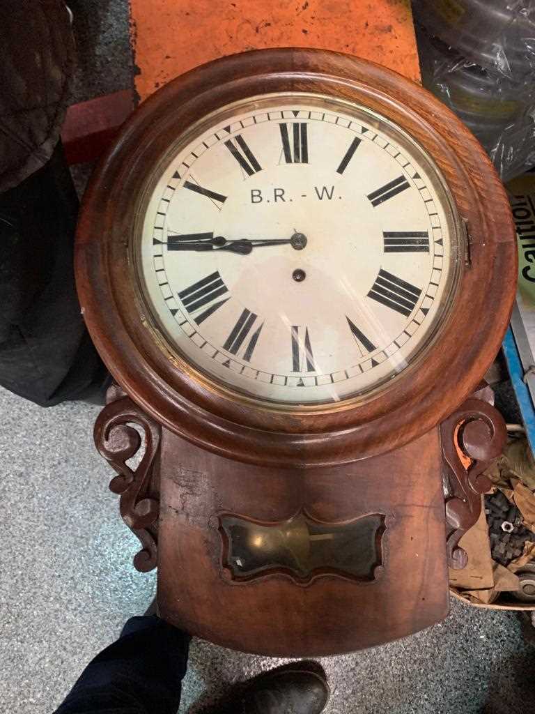 Lot 747 - RAILWAY CLOCK